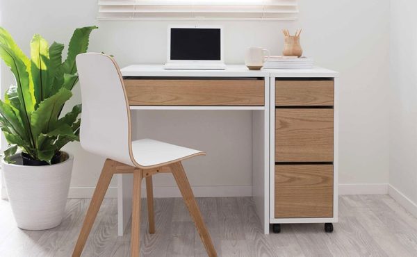 انتخاب و خرید میز کامپیوتر چوبی