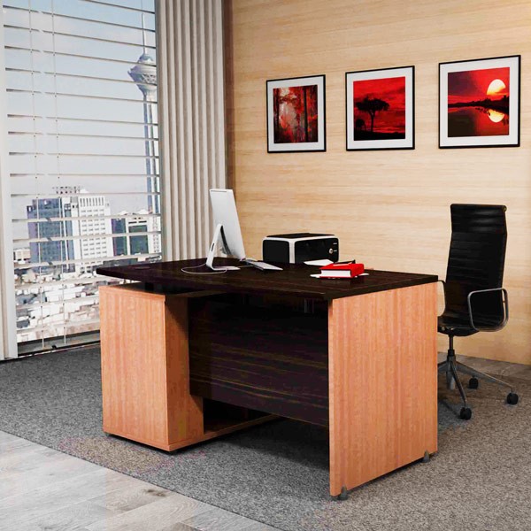 میز مشکی قهوه ای-صندلی مشکی-سه عدد تابلو