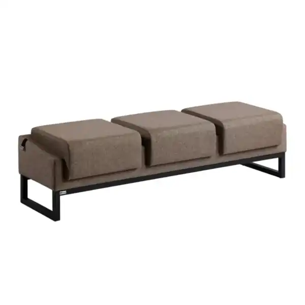 مبل اداری سه نفره با روکش پارچهای طوسی و پایه فلزی مشکی